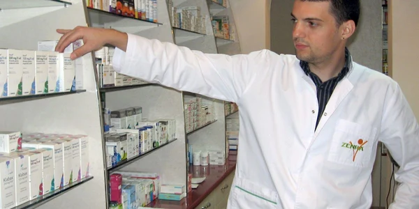 Farmaciile sunt tot  mai aproape de colaps