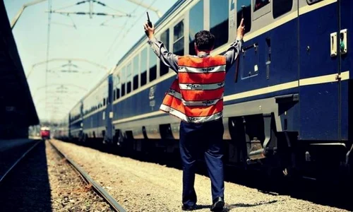 tren cfr gara jpg