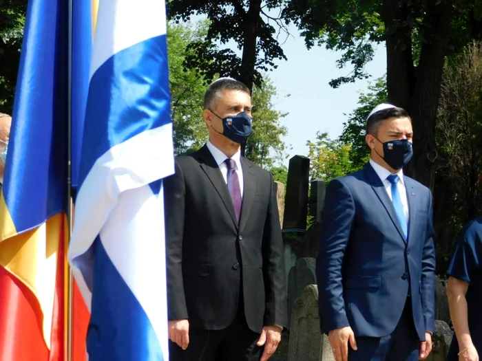 David Saranga (stânga) a venit la Iaşi la invitaţia primarului Mihai Chirica (dreapta) FOTO Ambasada Israelului