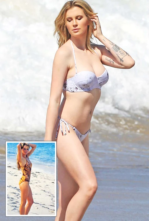 Ireland Baldwin, de 24 de ani, are un trup perfect, ca şi mama ei, Kim Basinger, la 29 de ani
