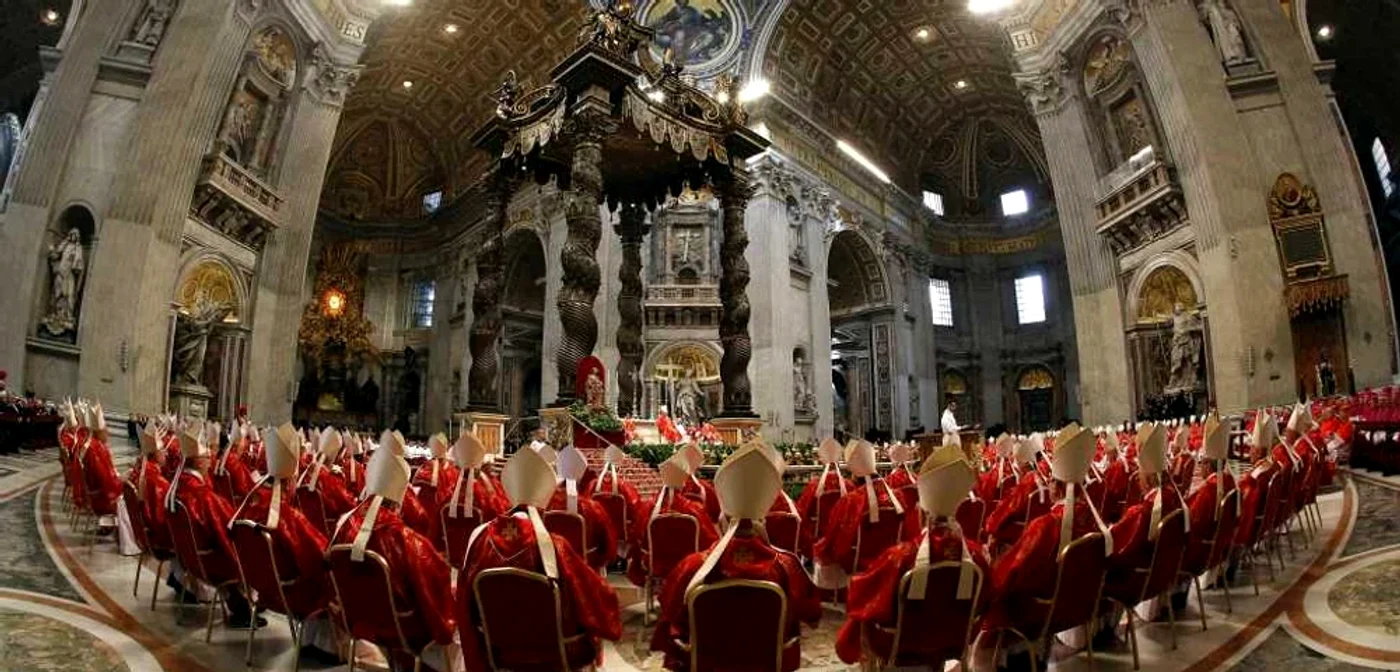 Cardinalii vor alege un nou papă FOTO: Reuters