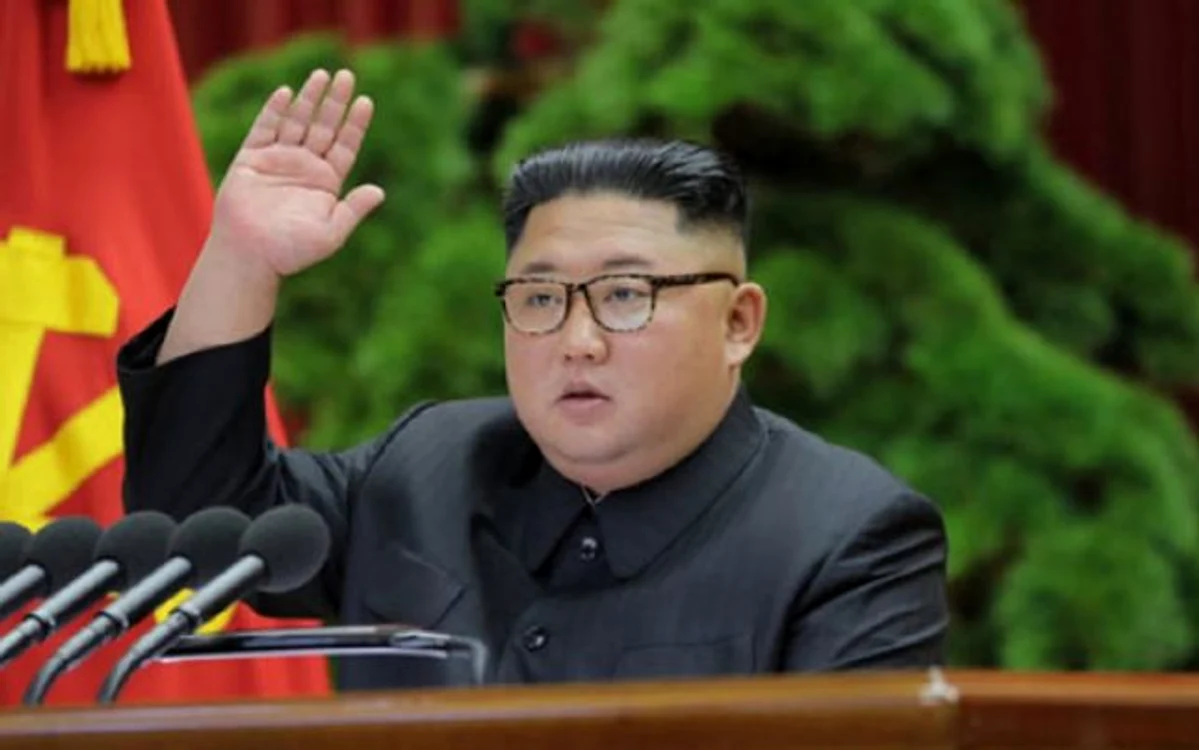 Kim la tribuna Congresului Partidului Muncitoresc Coreean