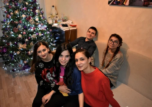 Tinerii de la Divergent - crescuţi în Centrul de Plasament Ovidiu din Constanţa Sursa Facebook DGASPC Constanţa