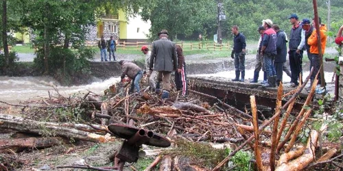 Inundatii Cartisoara