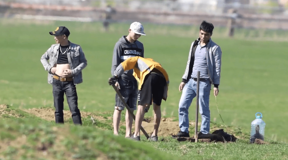 Vietnamezii din Timișoara, filmați când prind popândăi pentru a-i mânca. Animalele sunt protejate de lege VIDEO FOTO