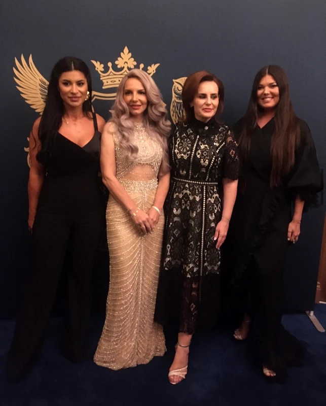 Baroneasa de Brattleby, alături de Elena Ciftci și Paula Seling foto: Alina Erimia 