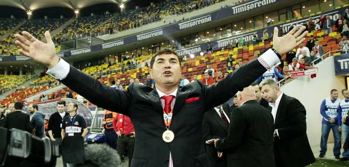 Borcea are una devărat răyboi cu Negoiţă