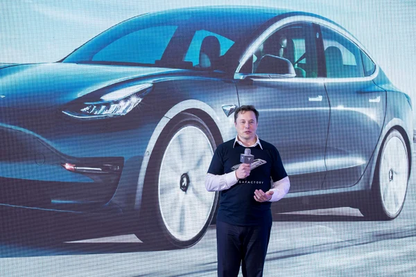 Cea mai valoroasă companie auto din SUA este Tesla