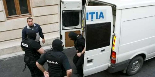 Cluj: O femeie acuzată de italieni de „sclavie şi maltratare de minori”, arestată preventiv la Cluj