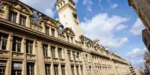 Universitatea Sorbona funcţionează încă din 1253  
