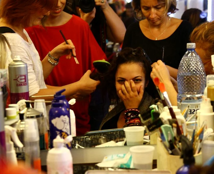 Andreea Antonescu a fost nevoită să renunţe la plete