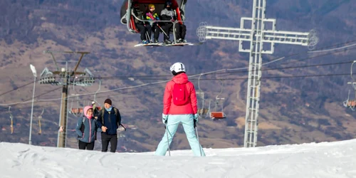 statiunea montana straja foto partia platoul soarelui