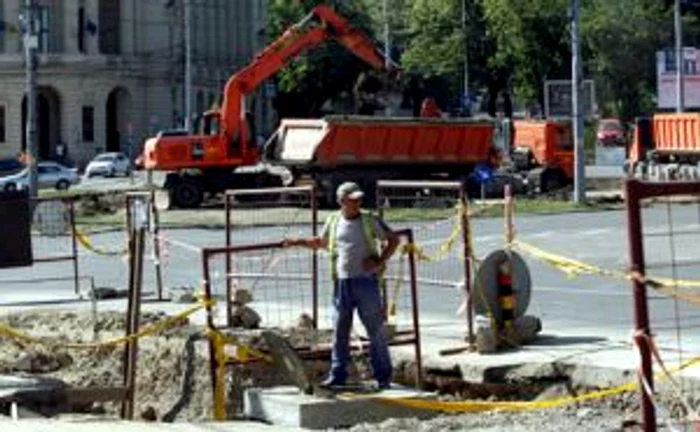Intersecţia de la Fundaţie va beneficia de semaforizare automată