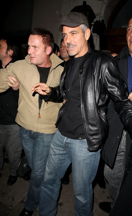 Vedete bete! Ipostaze stânjenitoare cu celebrităţile de peste hotare