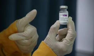 booster astrazeneca jpg