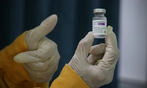 booster astrazeneca jpg