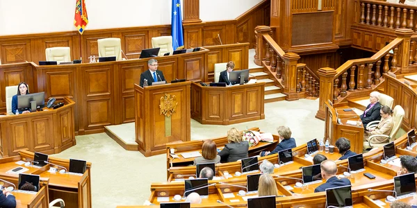 Sedinta Parlament Moldova FOTO Multimedia parlament md jpg