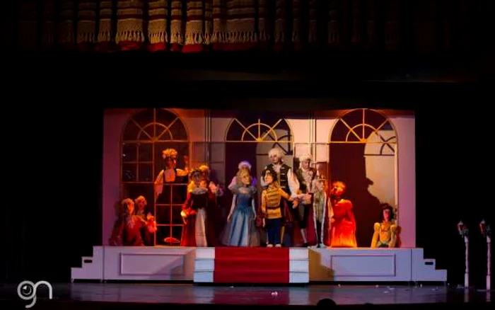 Spectacolul „Cenuşăreasa” FOTO Teatrul de Păpuşi „Gulliver” Galaţi