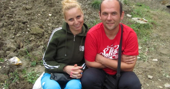 Adriana şi Zsolt Haidu din Cluj, pelerini la Nicula FOTO: Florina Pop