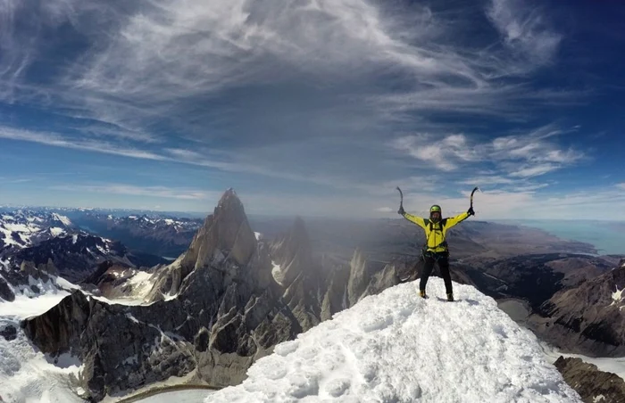 Vlad Căpuşan a cucerit de curând celebrul pisc Cerro Torre din Anzii Cordilieri. FOTO: Arhivă personală