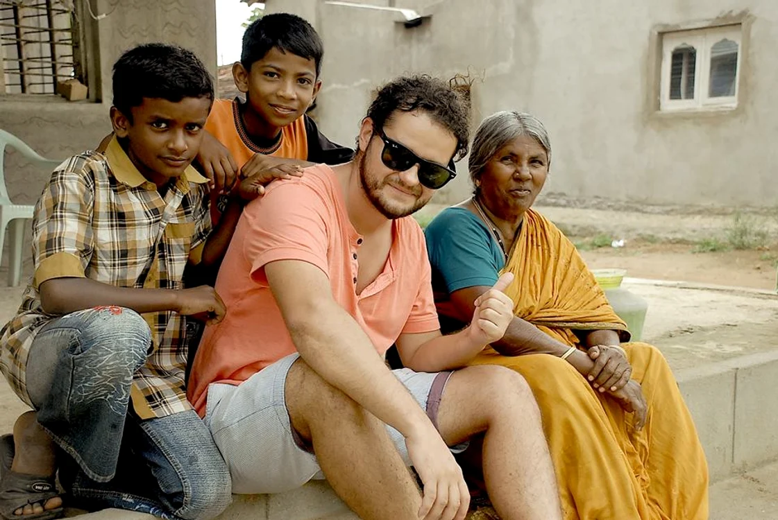 Alex Ceausu, india