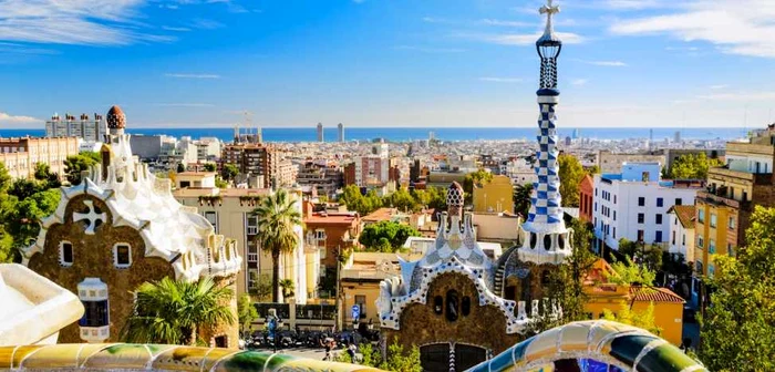 Cele mai spectaculoase
15 destinaţii de vacanţă
FOTO businessinsider.com
