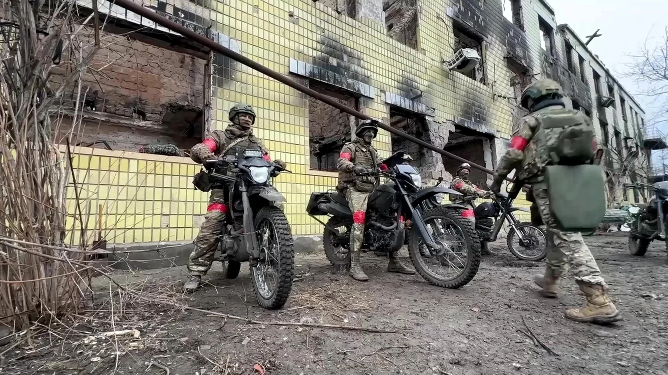 Soldați ruși pe motocicletă FOTO Profimedia