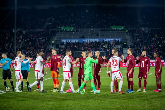 CFR - Dinamo, meci precedat de un moment important pentru sănătatea publică