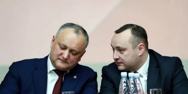 Dodon si Batrincea
