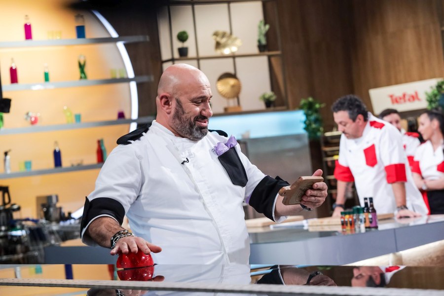 „Am tras ca sclavul pe plantaţie”. Cătălin Scărlătescu a dezvăluit ce l-a determinat să plece de la Antena 1