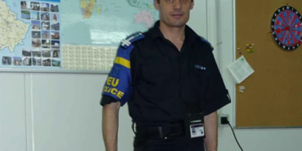 Constanta: Valentin Verzea „lucrează“ la pacea din Kosovo