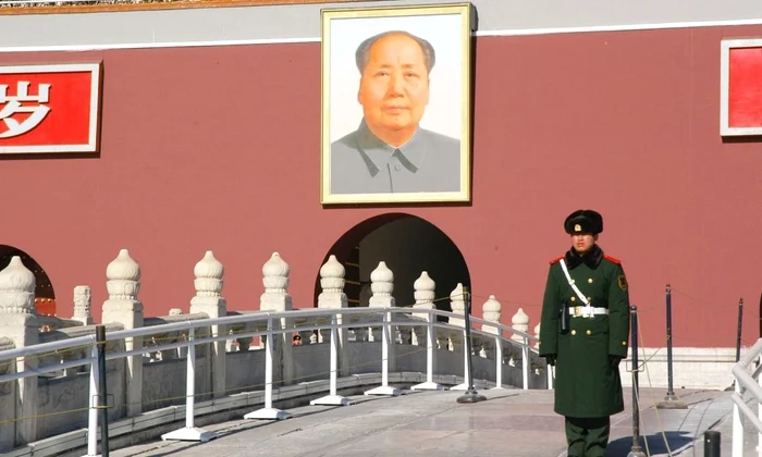 Mao Zedong, învăţătorul care l a înlocuit pe împărat jpeg