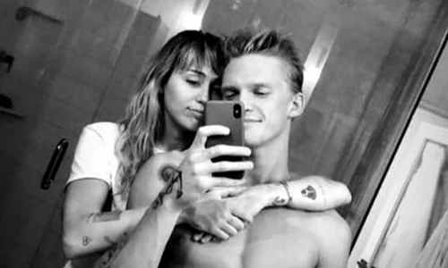 4 miley cyrus si cody simpson despartiti 2 jpg jpeg