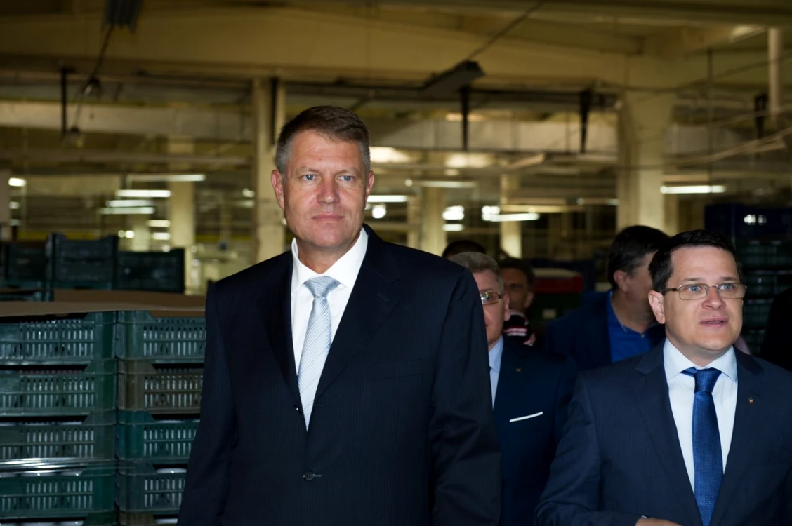 Eduard Herllvig alături de Klaus Iohannis FOTO Mediafax