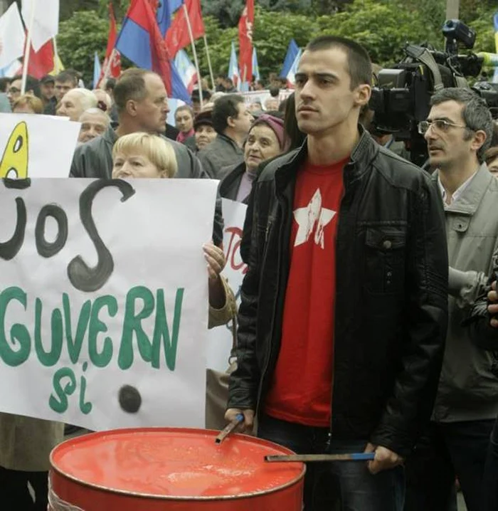 tanar comunist protest