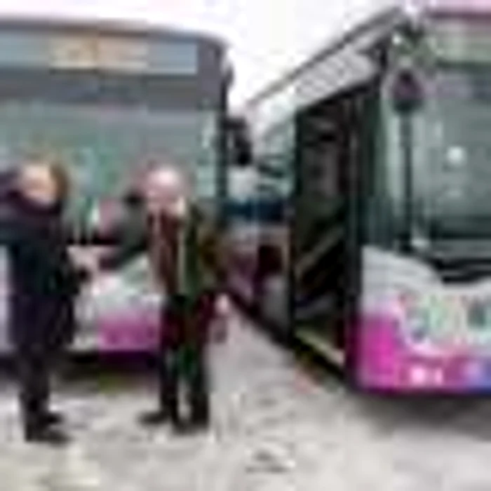 autobuze cluj foto facebook emil boc