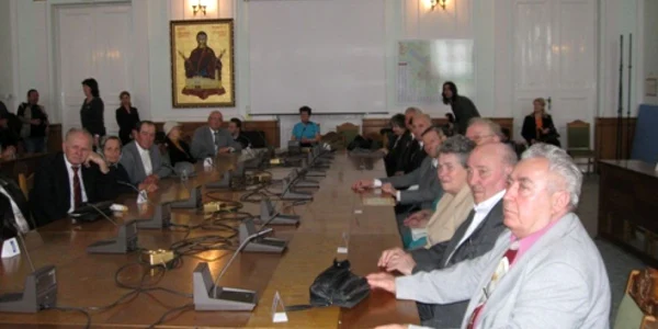 Oradea: Dezbatere publică pe tema serviciilor de apă și canalizare