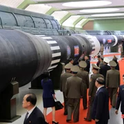kim jong un rachetă jpg