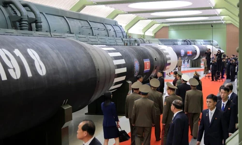 kim jong un rachetă jpg