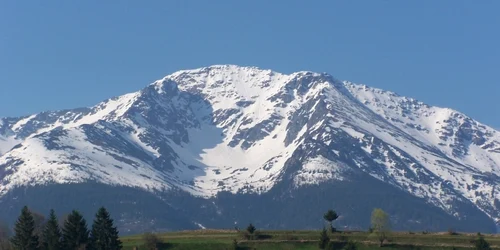 Varful Pietrosu foto parcrodna jpg