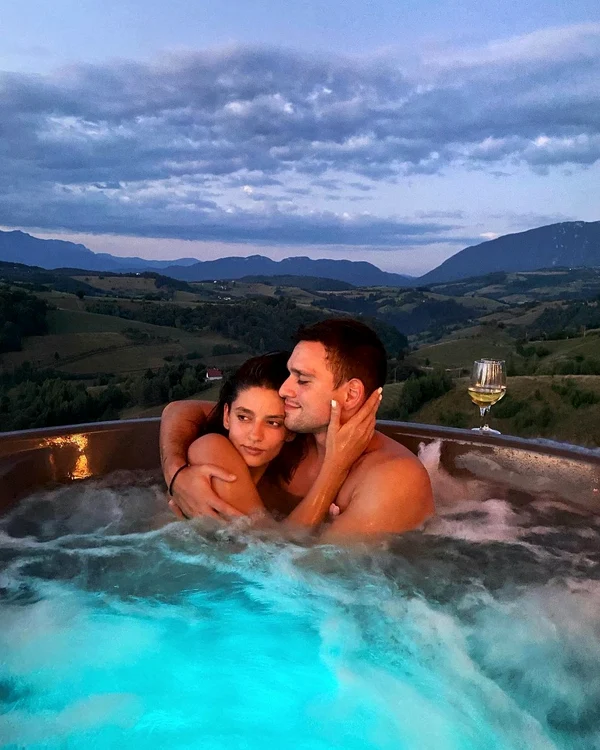 Vlad Gherman și Oana Moșneagu de ziua ei jpg