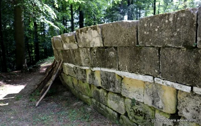 Sarmizegetusa Regia. fortificaţia. ADEVĂRUL.