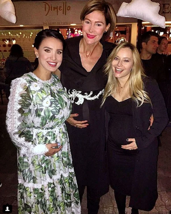 adelina pestritu, laura cosoi, roxana ciuhulescu png