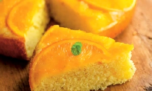 prajitura insiropata cu suc de portocale jpg