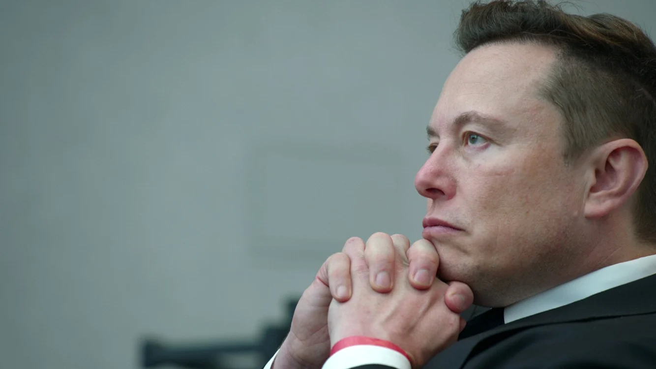 Elon Musk (2) jpg