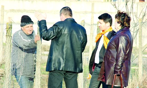 Oamenii de partid  dau năvală la porţile  alegătorilor, doar în  campanie electorală jpeg