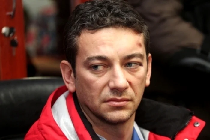 
    Radu Zamfir, medicul care a impresionat o întreagă Românie în accidentul aviatic din Apuseni   