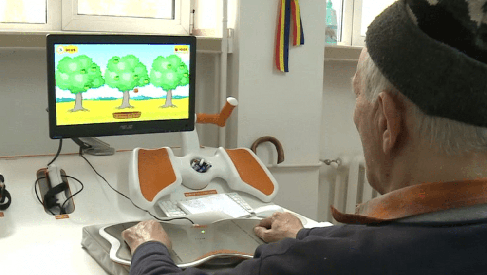 Liste lungi de așteptare la un spital din România unde roboții sunt la putere. „Doi ani m-au întors cu cearșaful”