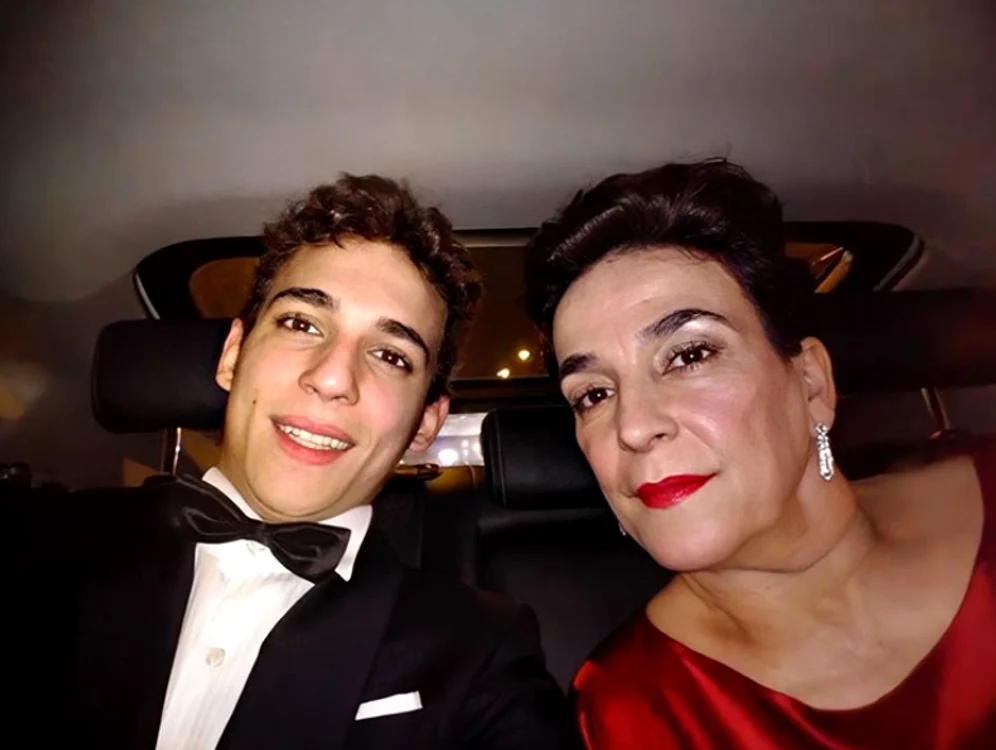 Miguel împreună cu mama lui