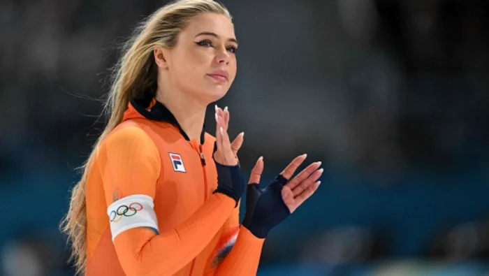 Jutta scoate bani din piatră seacă   FOTO Captură video